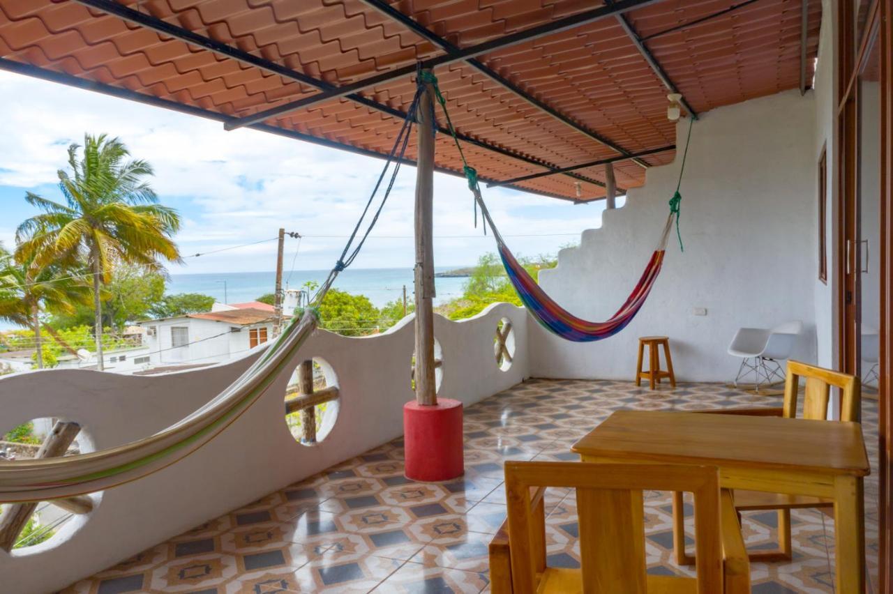Royal Galapagos Inn Пуэрто-Бакерисо-Морено Экстерьер фото