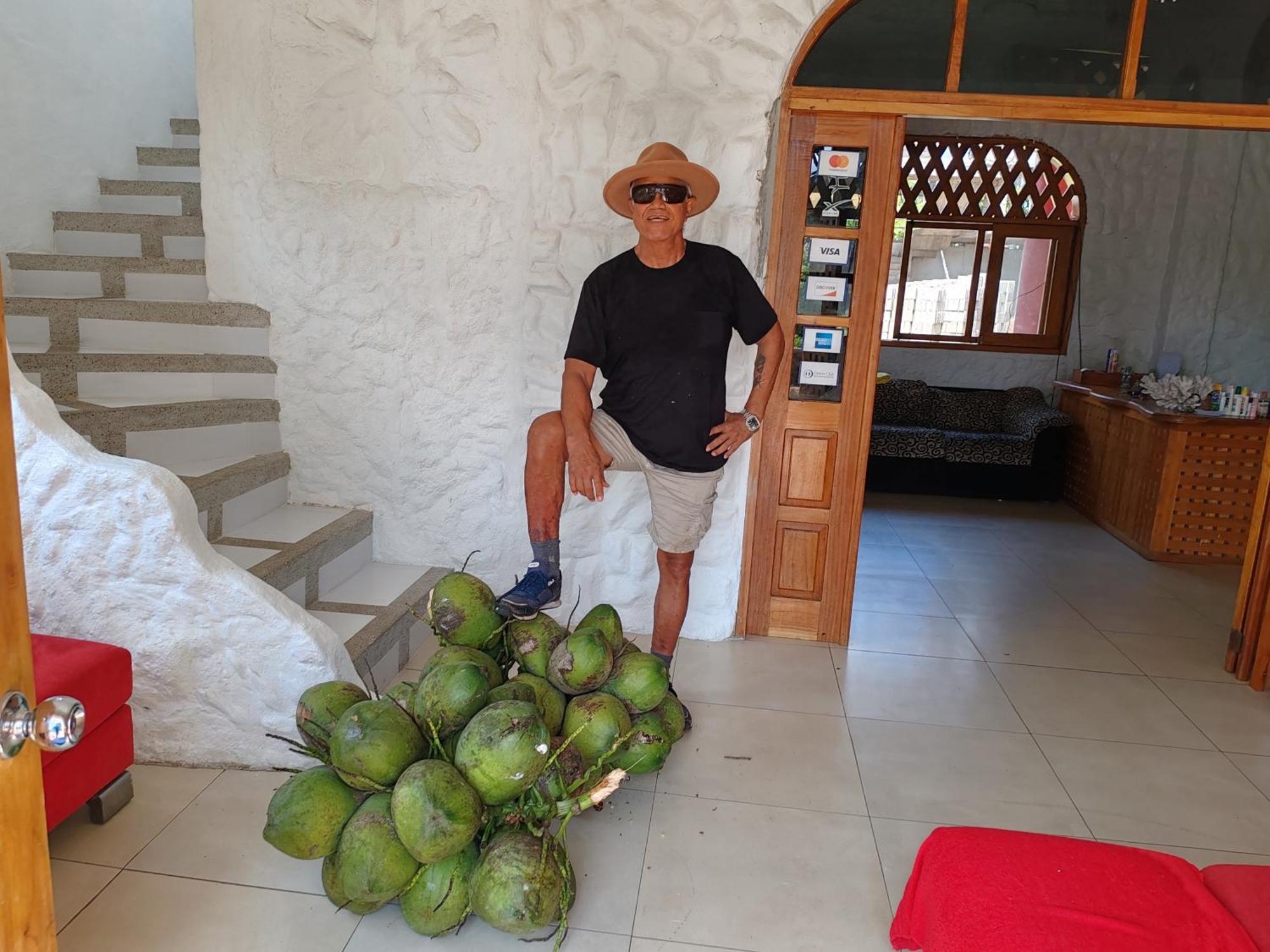 Royal Galapagos Inn Пуэрто-Бакерисо-Морено Экстерьер фото