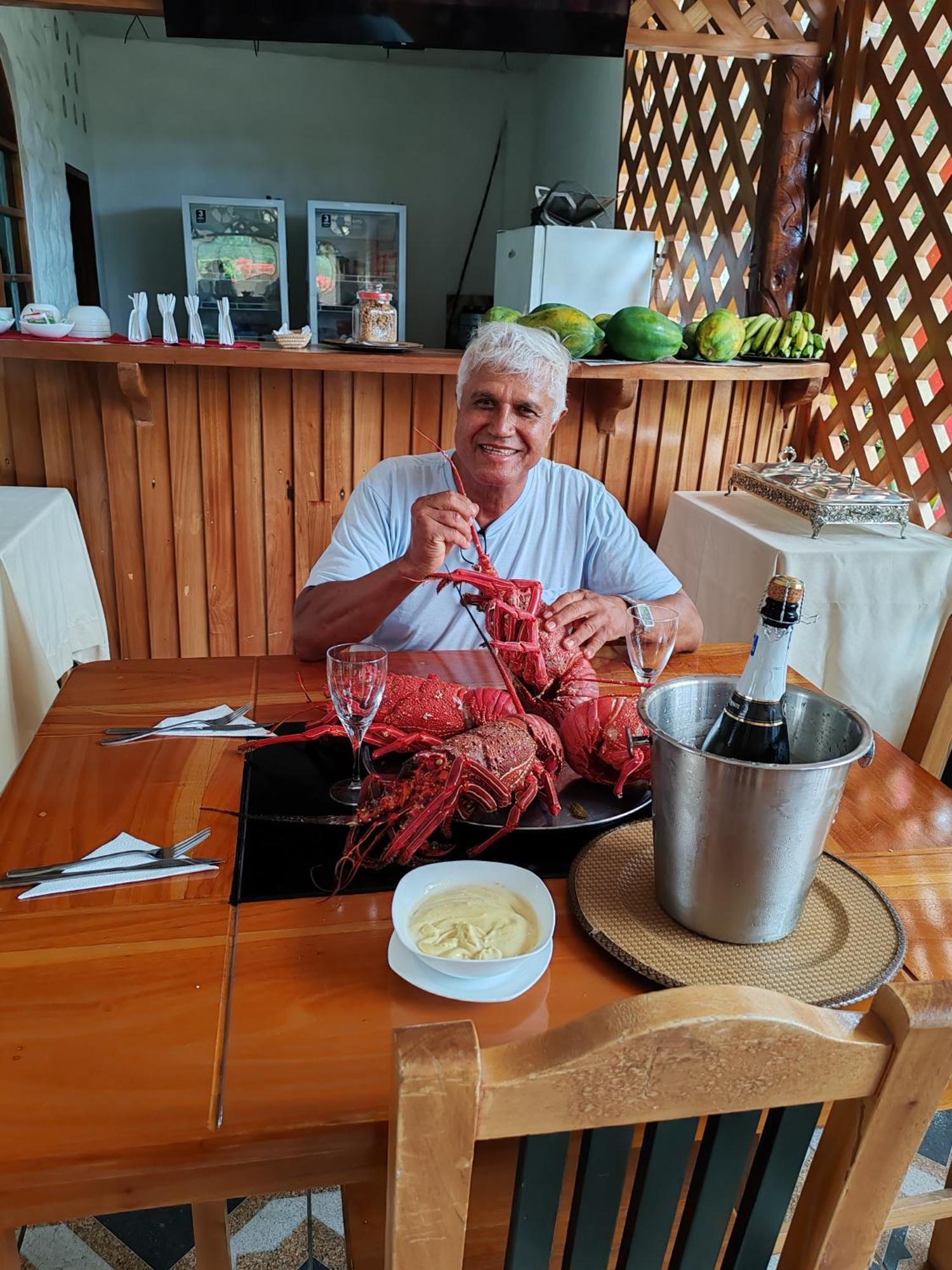 Royal Galapagos Inn Пуэрто-Бакерисо-Морено Экстерьер фото